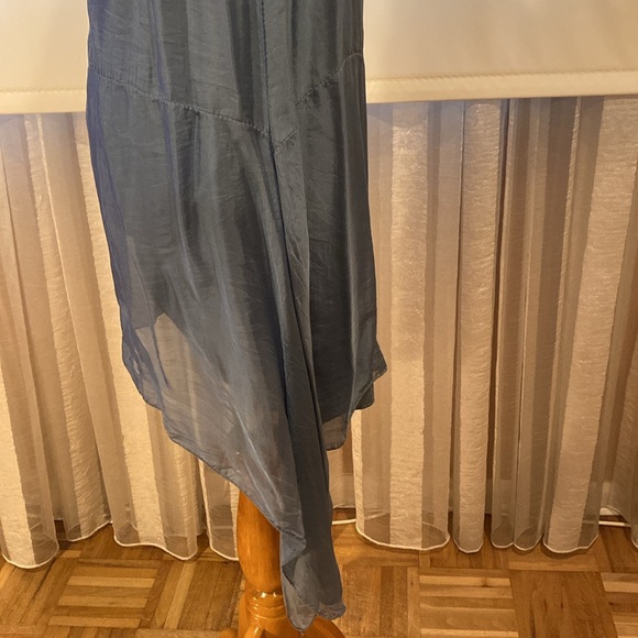 LOLA fabulous silk/viscous asymmetrical top, made in Italy, size M - Picture 9 of 16
